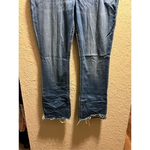 Express Stretch Barely Boot Mid Rise Jeans Woman’s Size 18R Frayed Bottoms - Picture 2 of 13